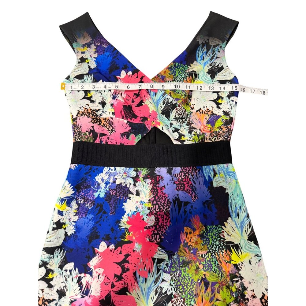 Milly Womens Size 2 Dress Sleeveless Scuba Colorful Floral V-Neck Garden Cut-Out - Picture 5 of 8